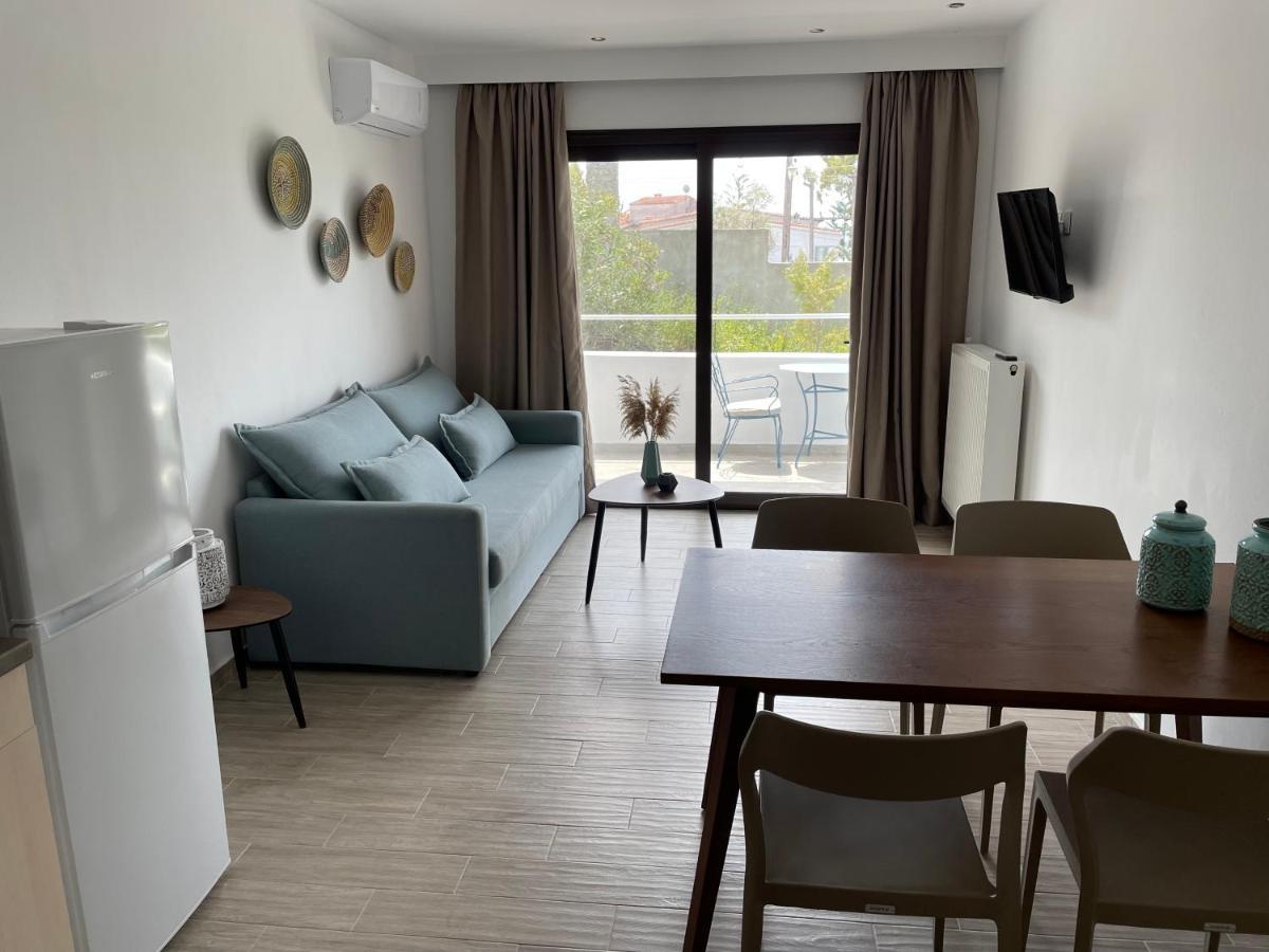 Golden Evelyn Aparthotel Agia Paraskevi  Bagian luar foto