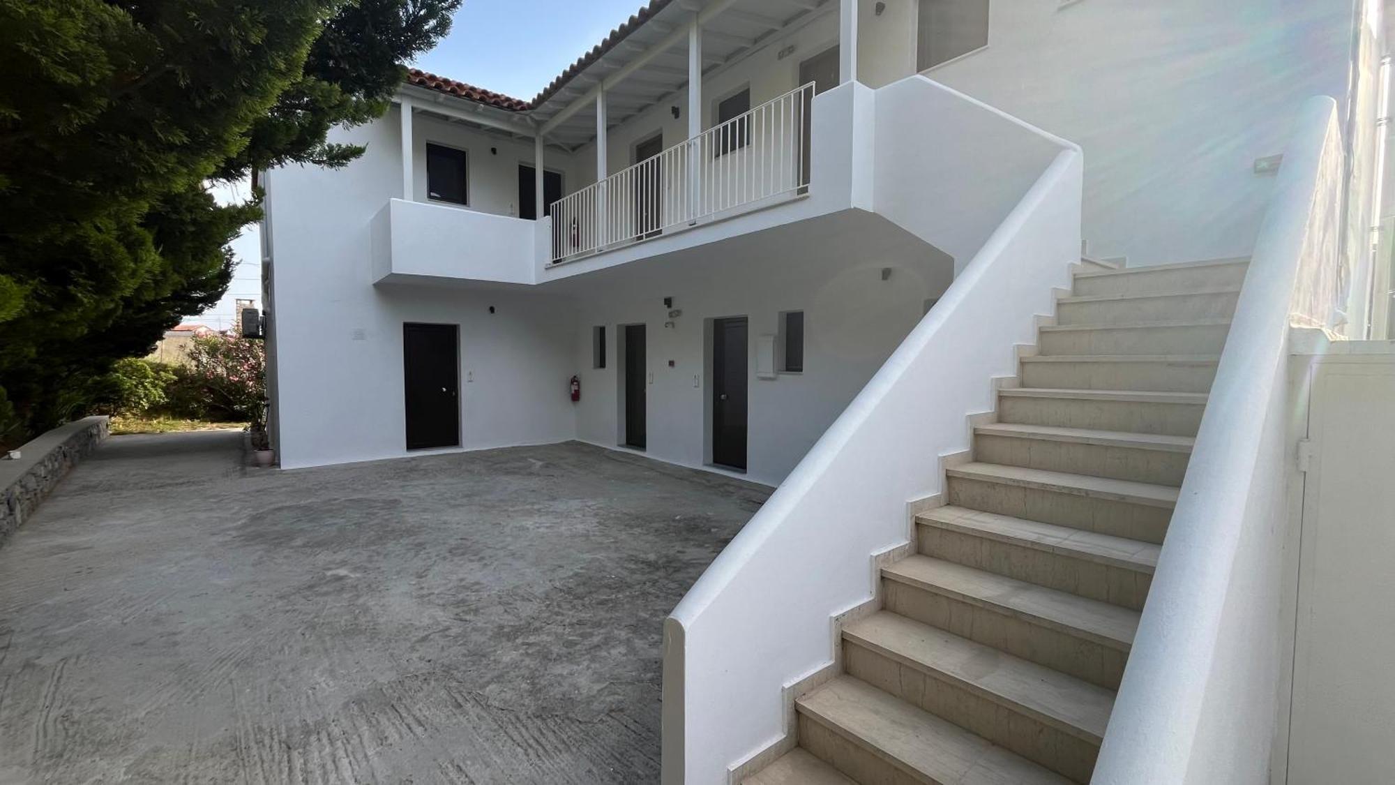 Golden Evelyn Aparthotel Agia Paraskevi  Bagian luar foto