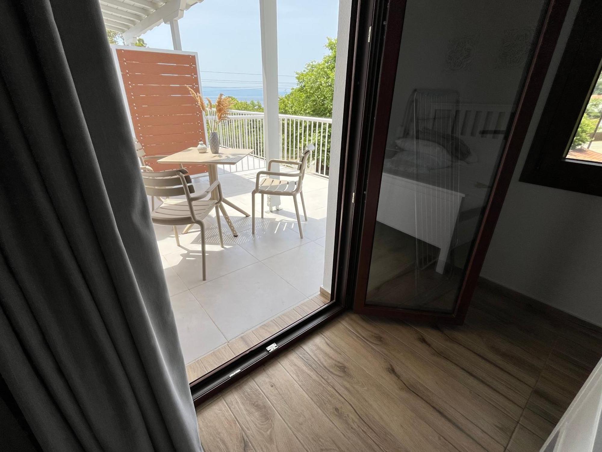 Golden Evelyn Aparthotel Agia Paraskevi  Bagian luar foto