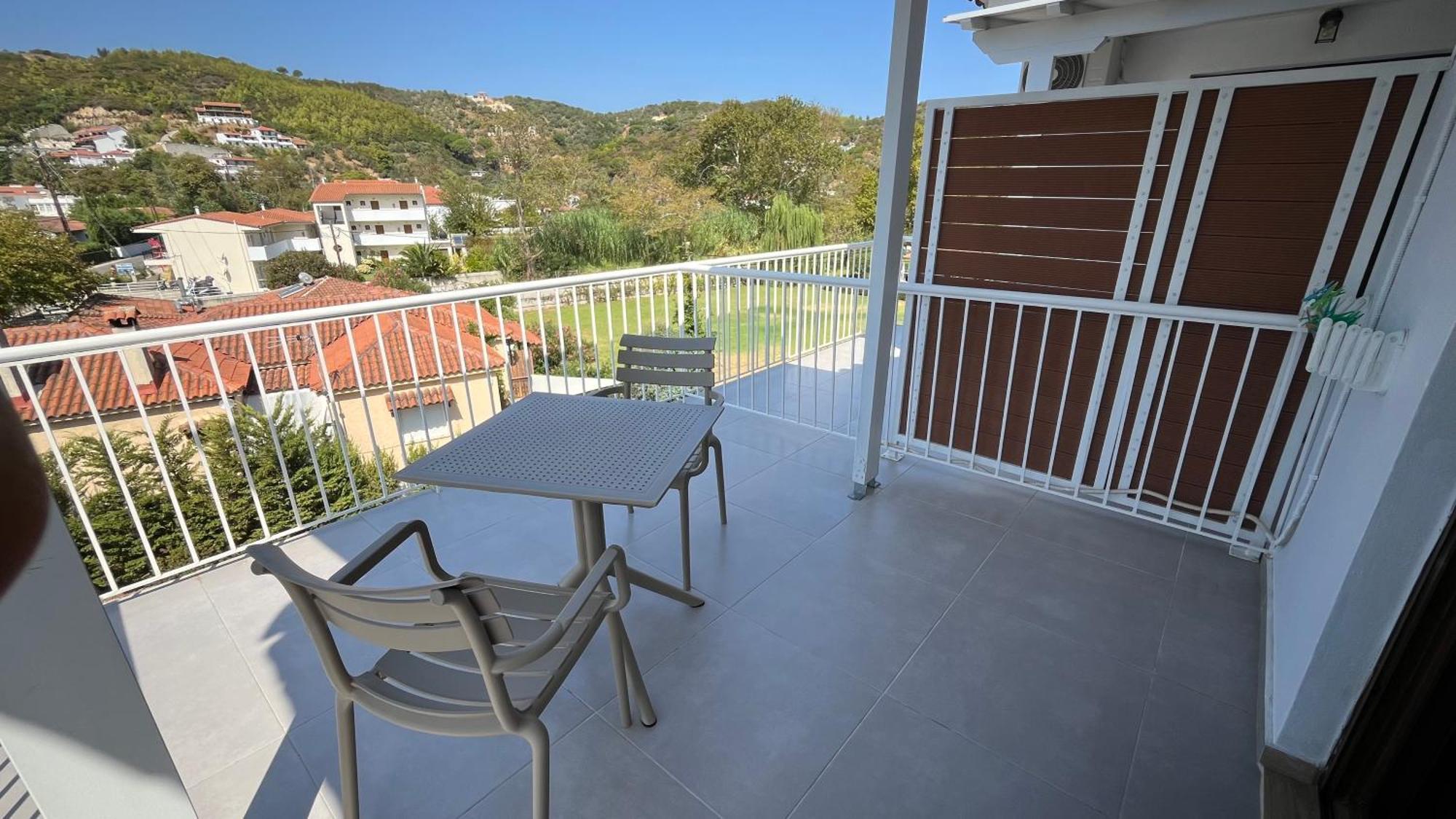 Golden Evelyn Aparthotel Agia Paraskevi  Bagian luar foto