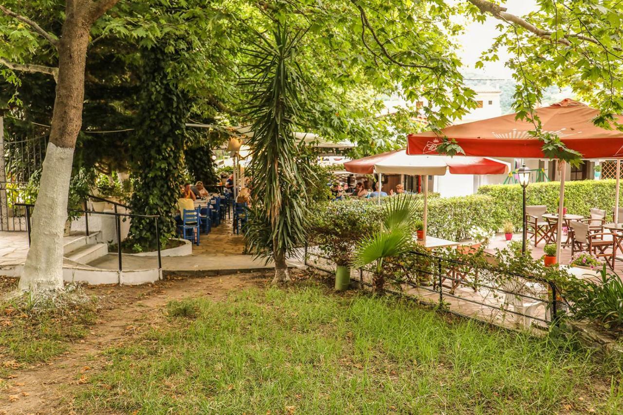 Golden Evelyn Aparthotel Agia Paraskevi  Bagian luar foto